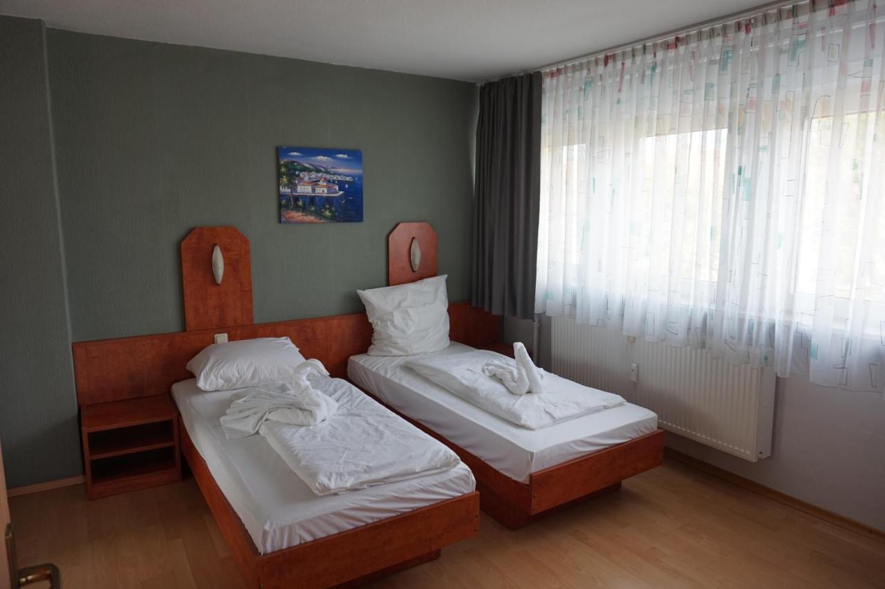 Bone To Hotel Salzgitter Exterior photo